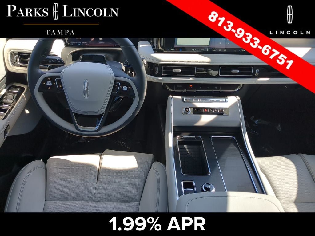 Used 2026 Lincoln Aviator Reserve w/ Luxury Package RWD image 12
