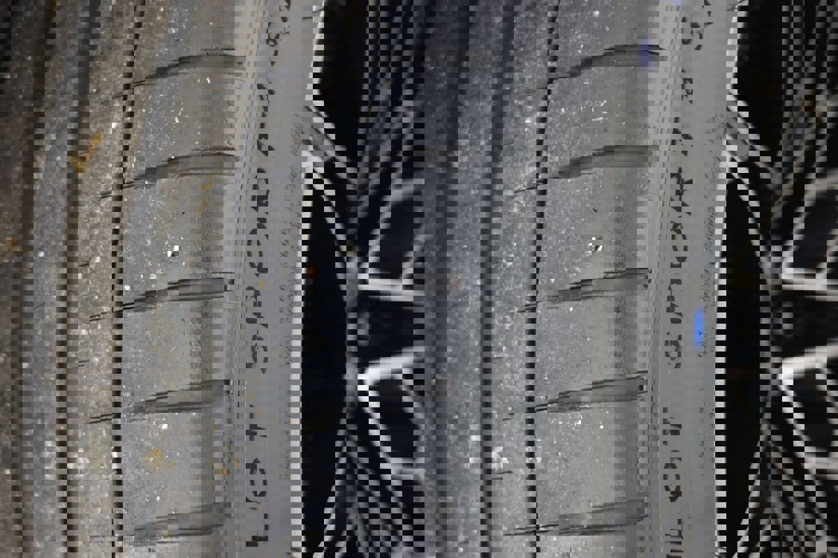 Used 2021 BMW M4 Competition w/ Executive Package RWD image 14