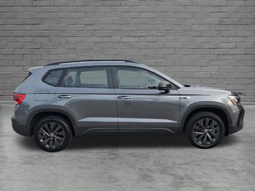 Used 2024 Volkswagen Taos S FWD image 11