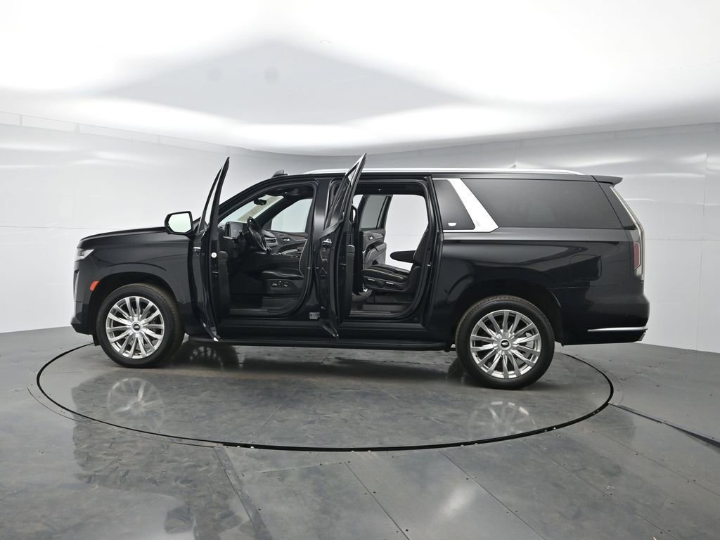 Used 2021 Cadillac Escalade ESV Premium Luxury AWD/4WD image 54