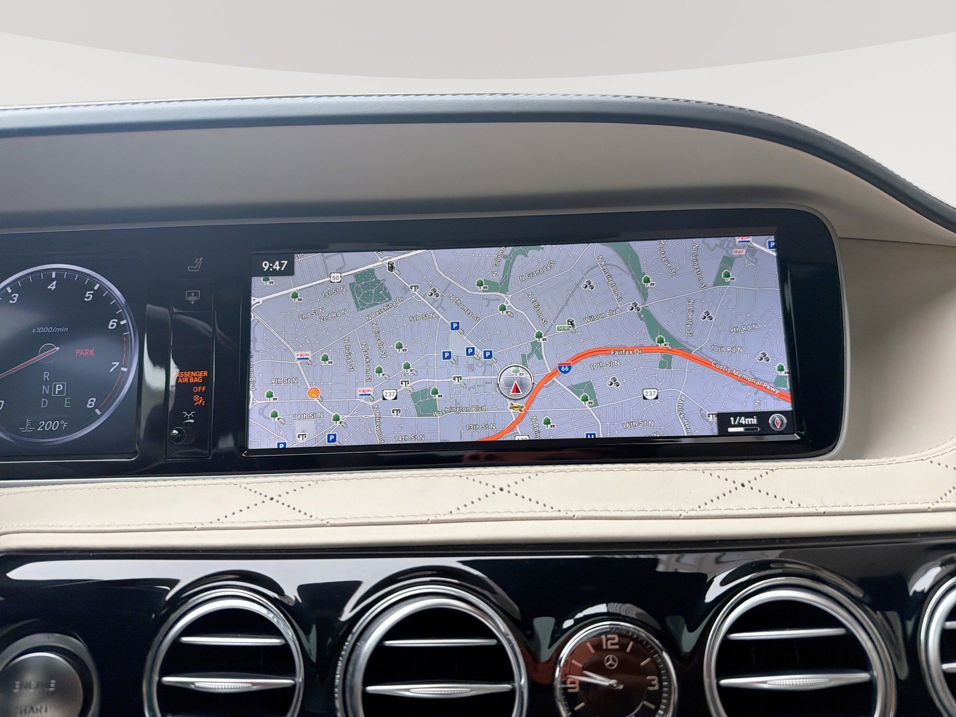 Used 2017 Mercedes-Benz S 550 Sedan image 20