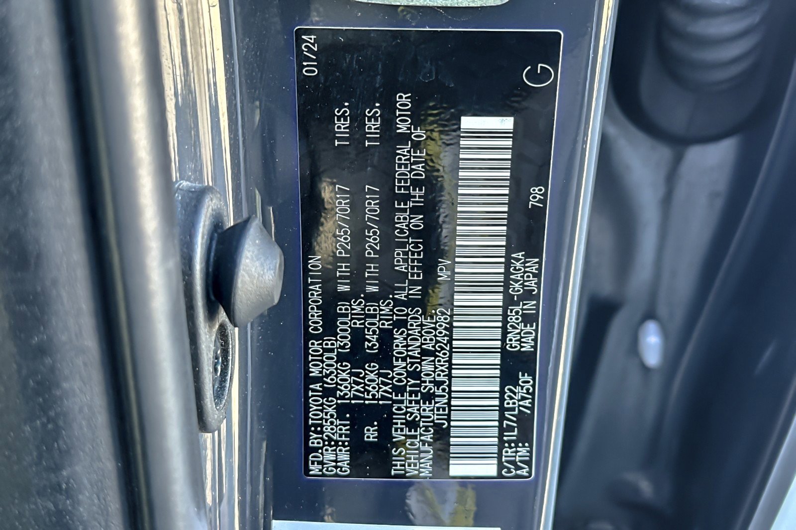 Certified 2024 Toyota 4Runner SR5 Premium w/ Moonroof Package AWD/4WD image 29