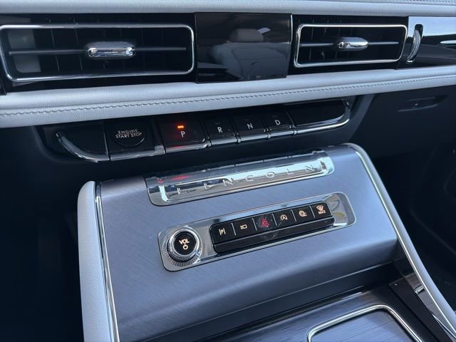 New 2026 Lincoln Aviator AWD image 23