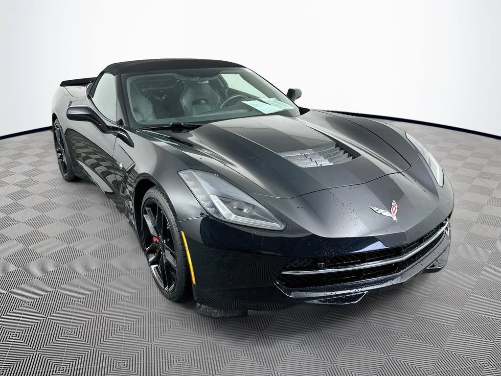 Used 2016 Chevrolet Corvette Stingray Convertible w/ 3LT Preferred Equipment Group RWD video 2