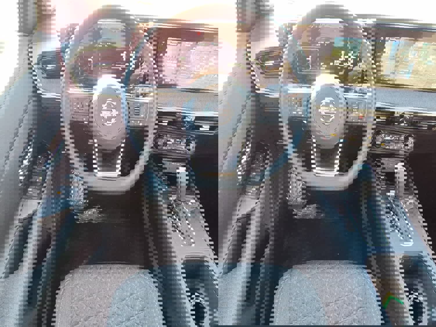 New 2026 Nissan Kicks SV w/ Cold Weather Package AWD/4WD image 8