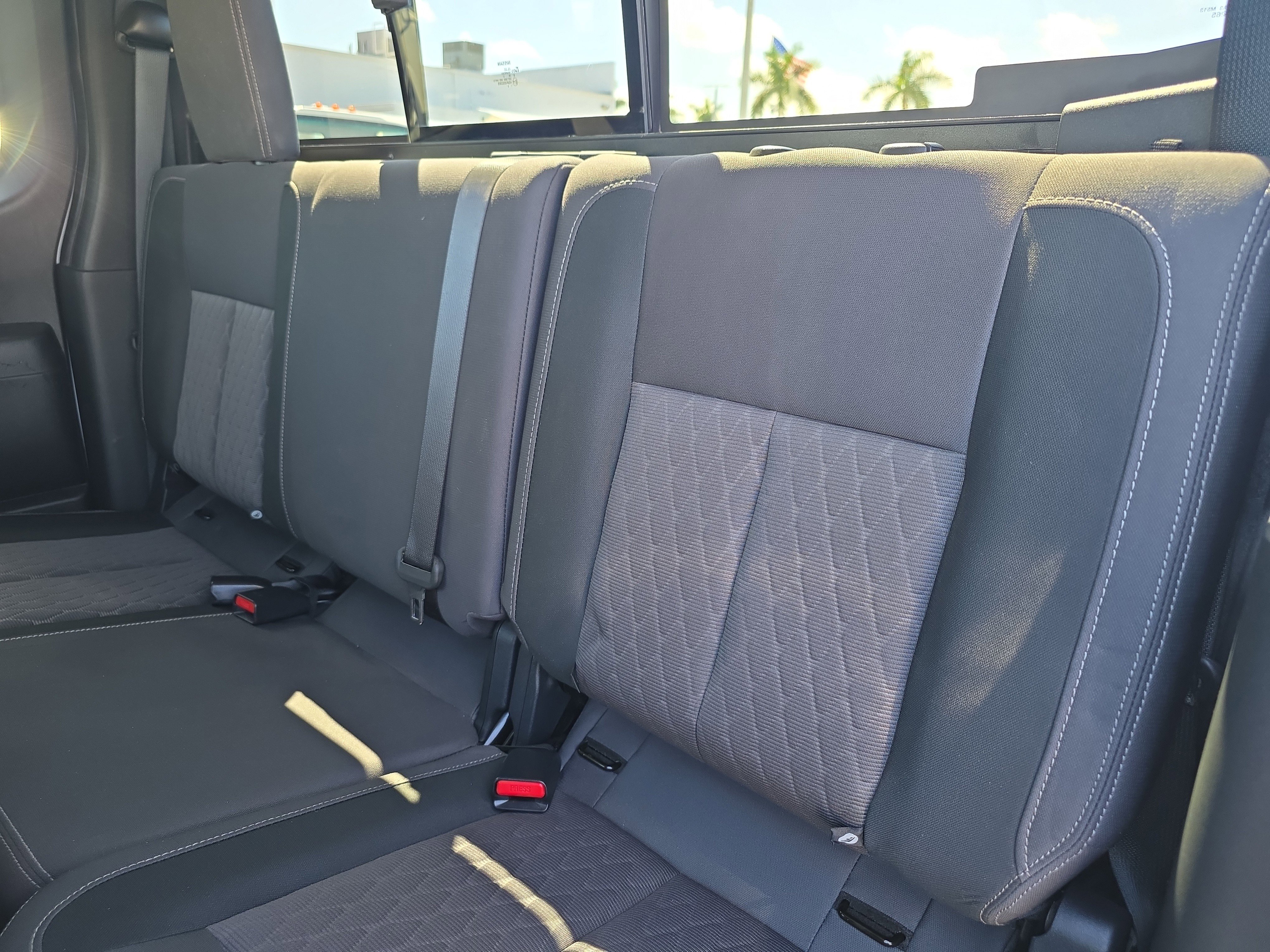 Used 2022 Nissan Titan S image 13