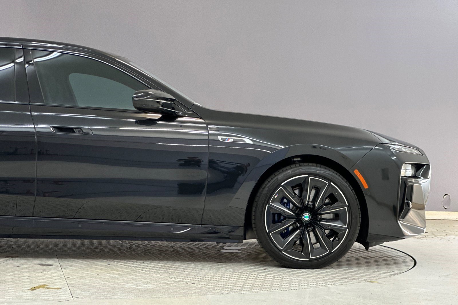 Certified 2024 BMW i7 M70 w/ Executive Package image 35