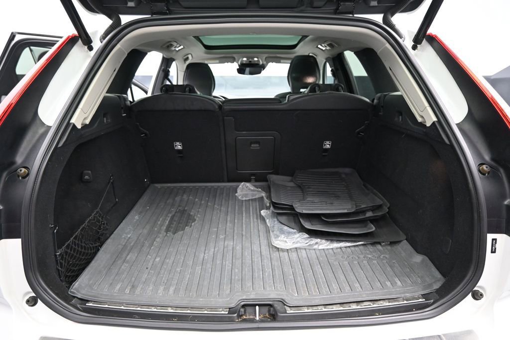 Used 2020 Volvo XC60 T5 Inscription w/ Protection Package Premier AWD/4WD image 25