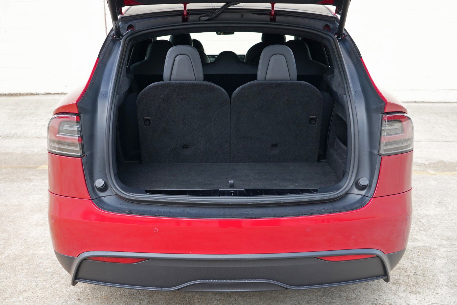 Used 2023 Tesla Model X AWD/4WD image 10