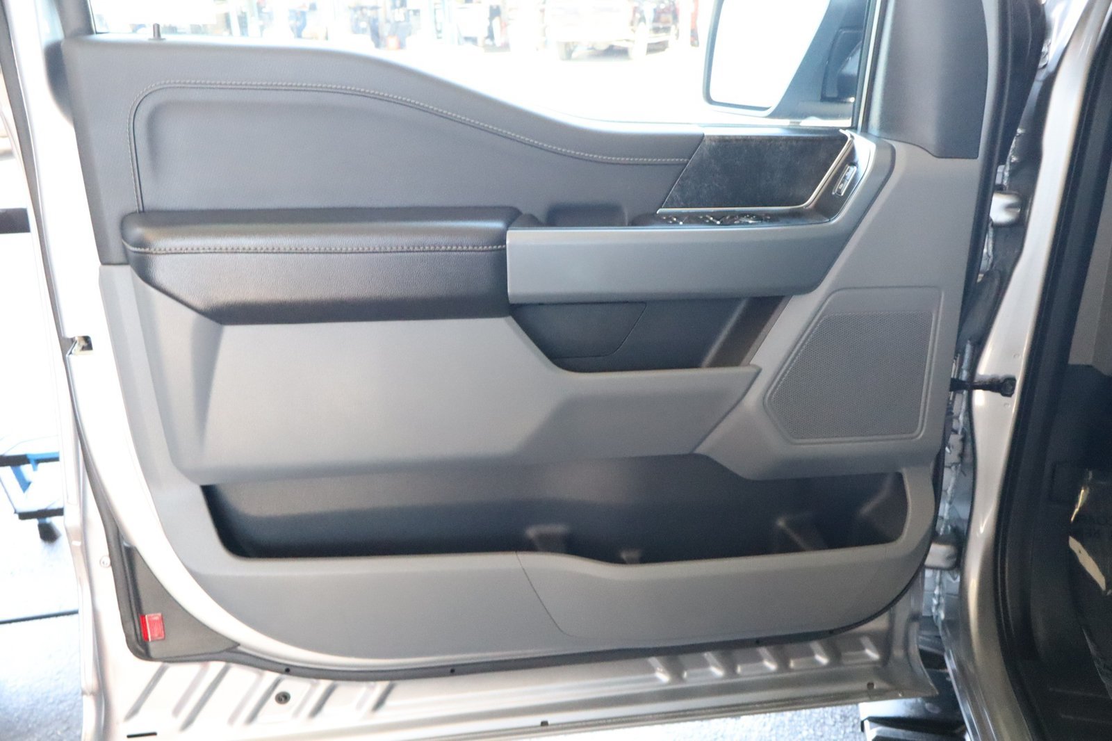 Used 2023 Ford F150 XLT w/ Equipment Group 301A Mid AWD/4WD image 19