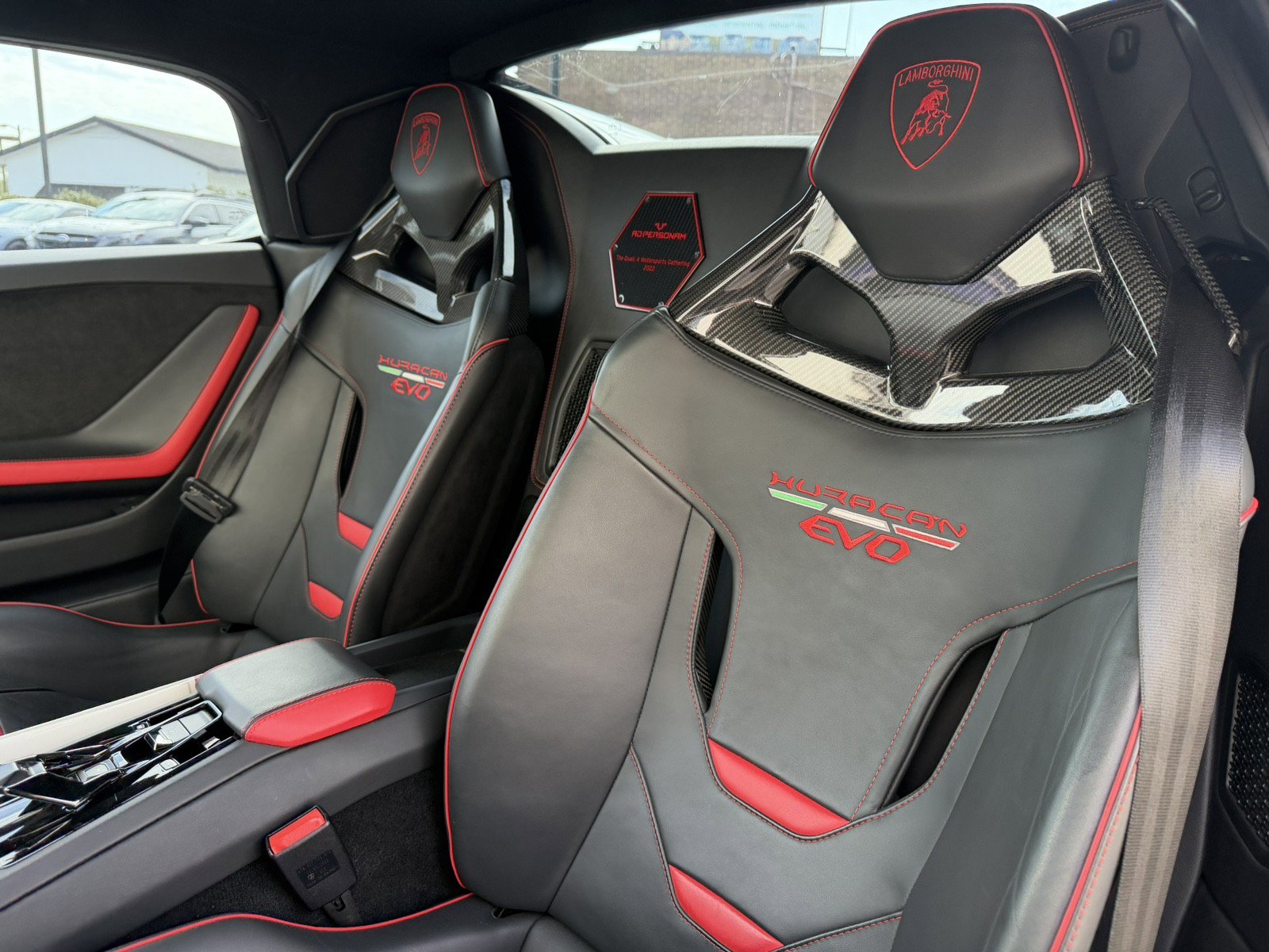 Used 2022 Lamborghini Huracan EVO image 23