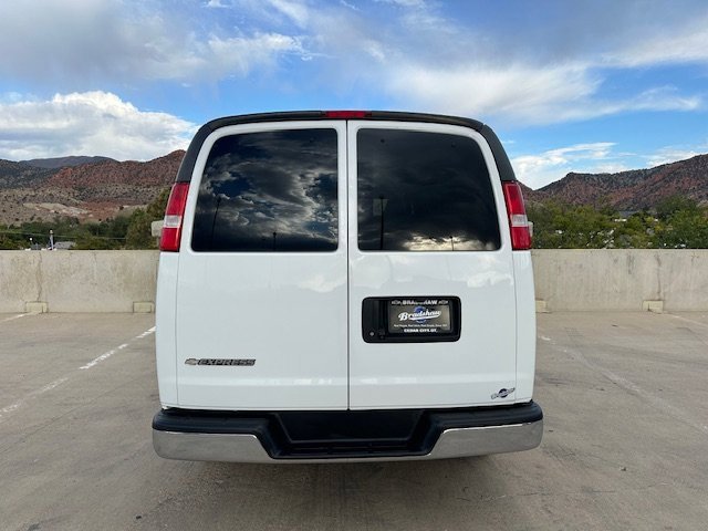 Used 2020 Chevrolet Express 2500 LT w/ LT Preferred Equipment Group image 7