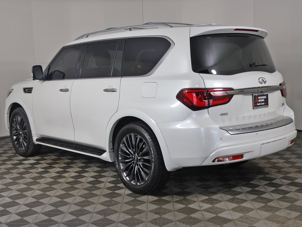 Used 2024 INFINITI QX80 Premium Select w/ Cargo Package image 12