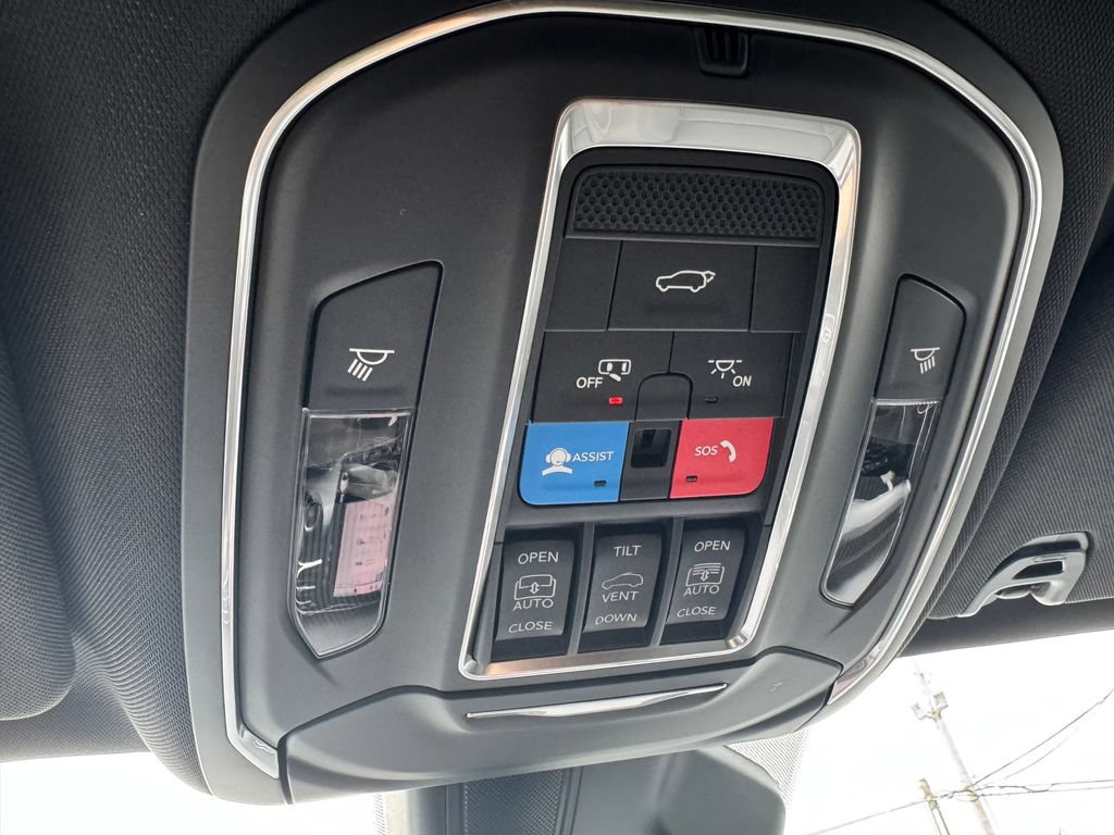 New 2026 Jeep Grand Wagoneer 4WD image 26