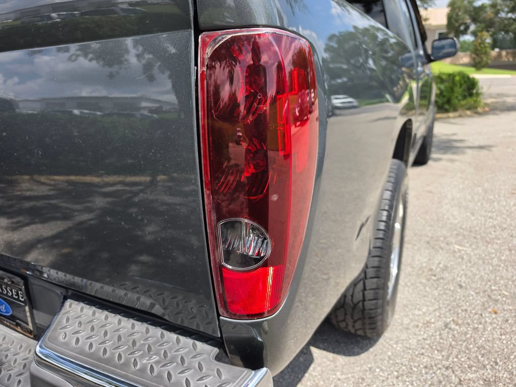 Used 2011 GMC Canyon SLE RWD image 15
