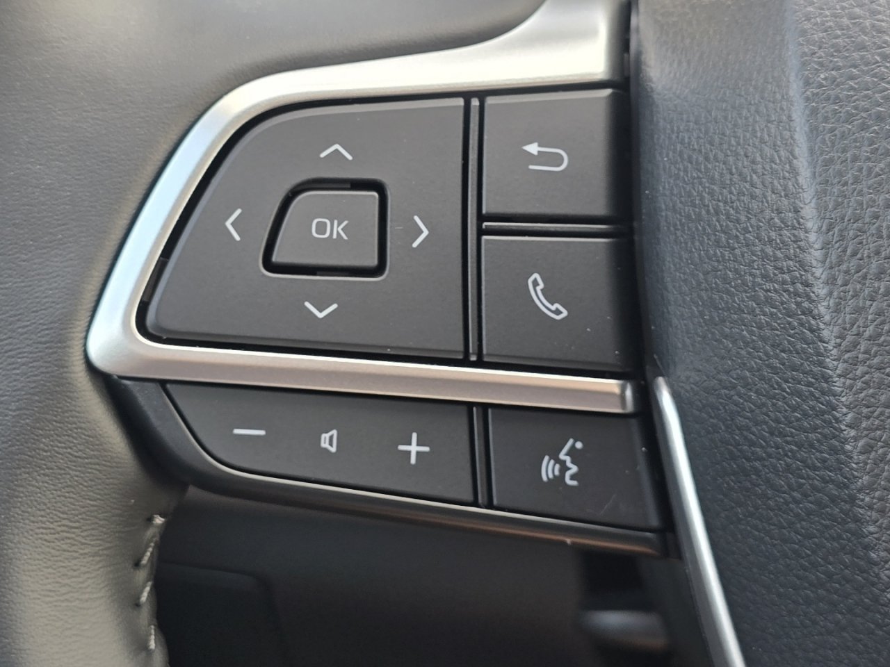New 2026 Toyota Highlander XLE AWD/4WD image 34