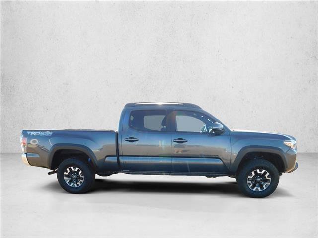 Used 2022 Toyota Tacoma TRD Off-Road AWD/4WD image 7