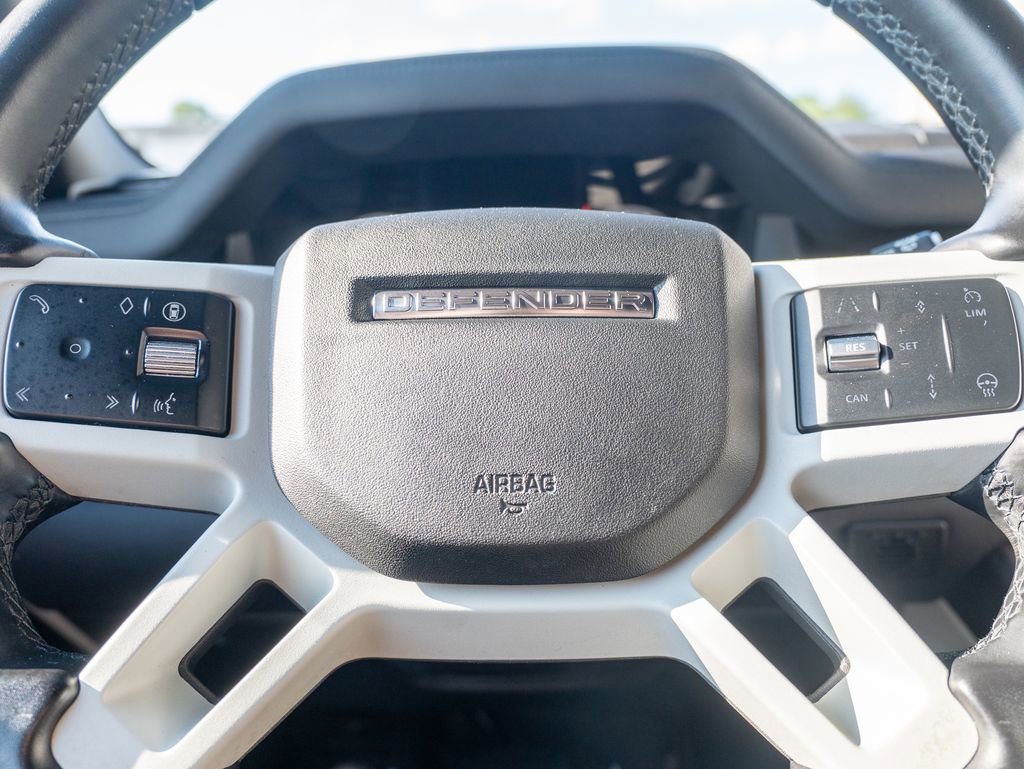 Used 2024 Land Rover Defender 110 X-Dynamic SE AWD/4WD image 15