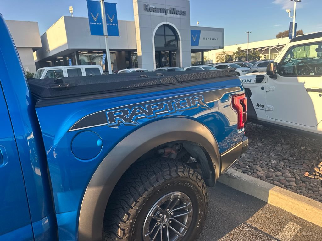 Used 2019 Ford F150 Raptor w/ Equipment Group 802A Luxury AWD/4WD image 9