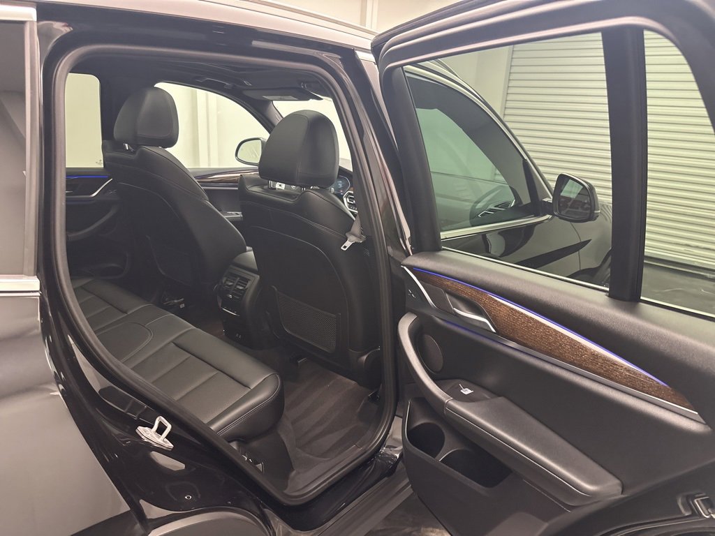Used 2023 BMW X3 xDrive30i w/ Premium Package image 7