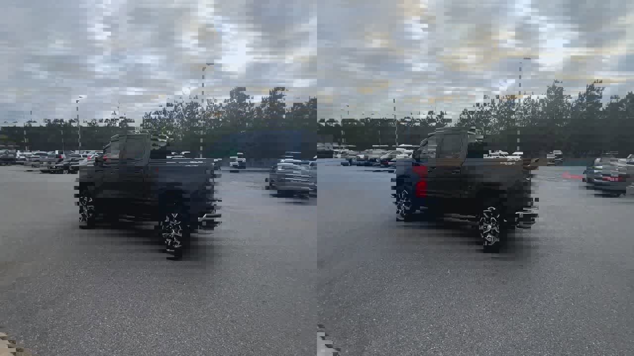 Used 2023 Chevrolet Silverado 1500 LT image 6