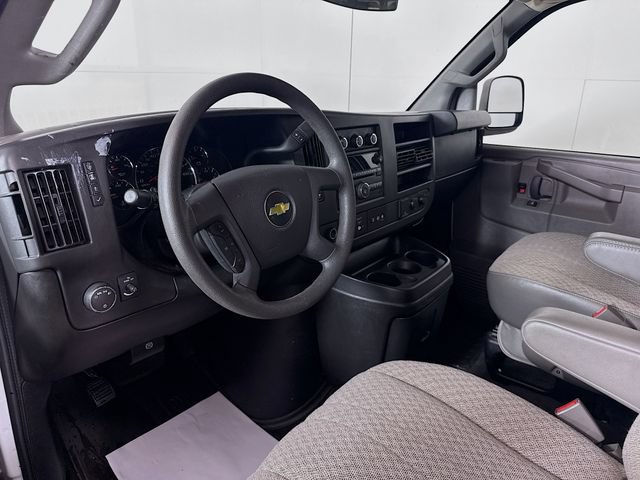 Used 2017 Chevrolet Express 2500 LT w/ LT Preferred Equipment Group RWD image 11