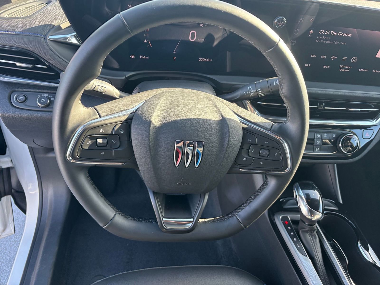 Used 2025 Buick Envista Sport Touring image 27