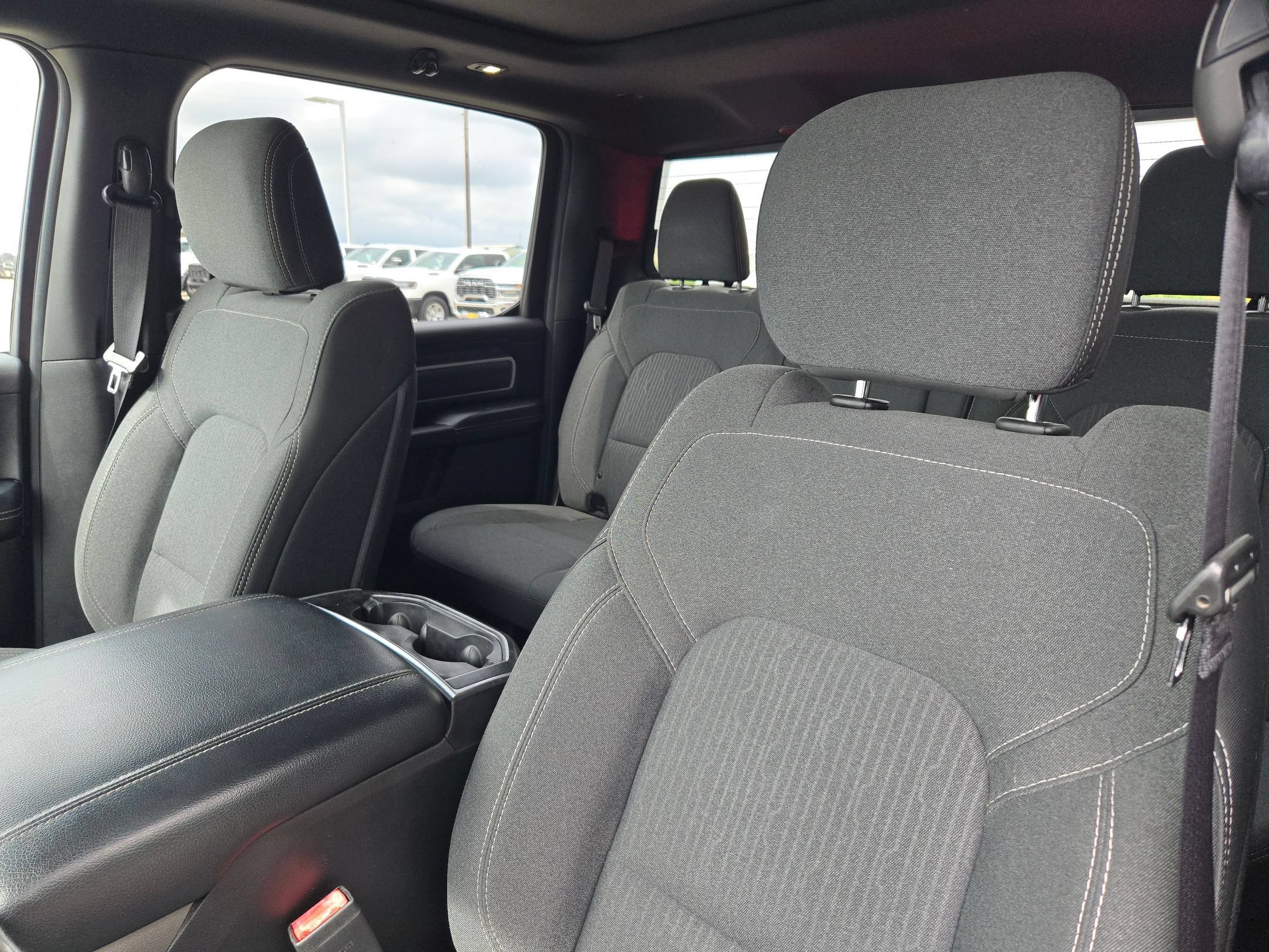 Used 2019 RAM 1500 Big Horn AWD/4WD image 9