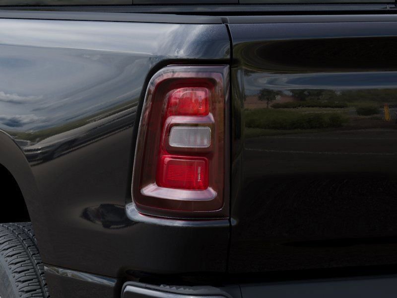 New 2026 RAM 1500 Express AWD/4WD image 9