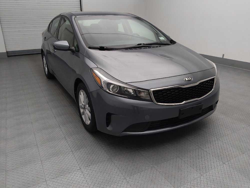 Used 2017 Kia Forte S FWD image 14