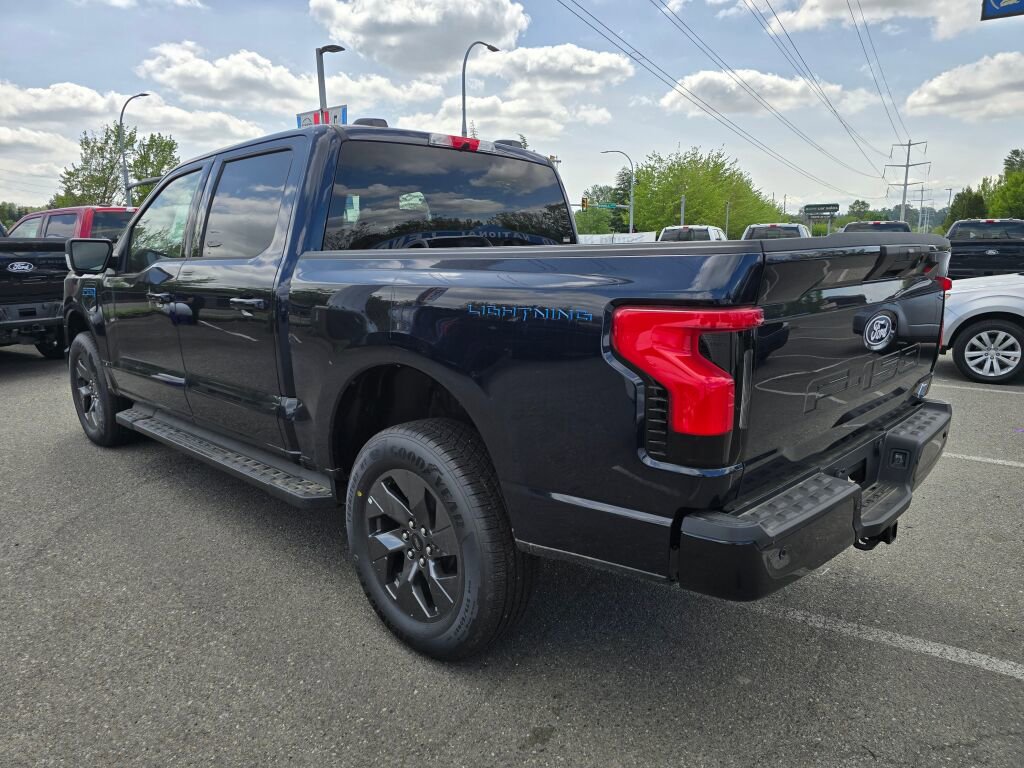 New 2025 Ford F150 Lightning Flash AWD/4WD image 3