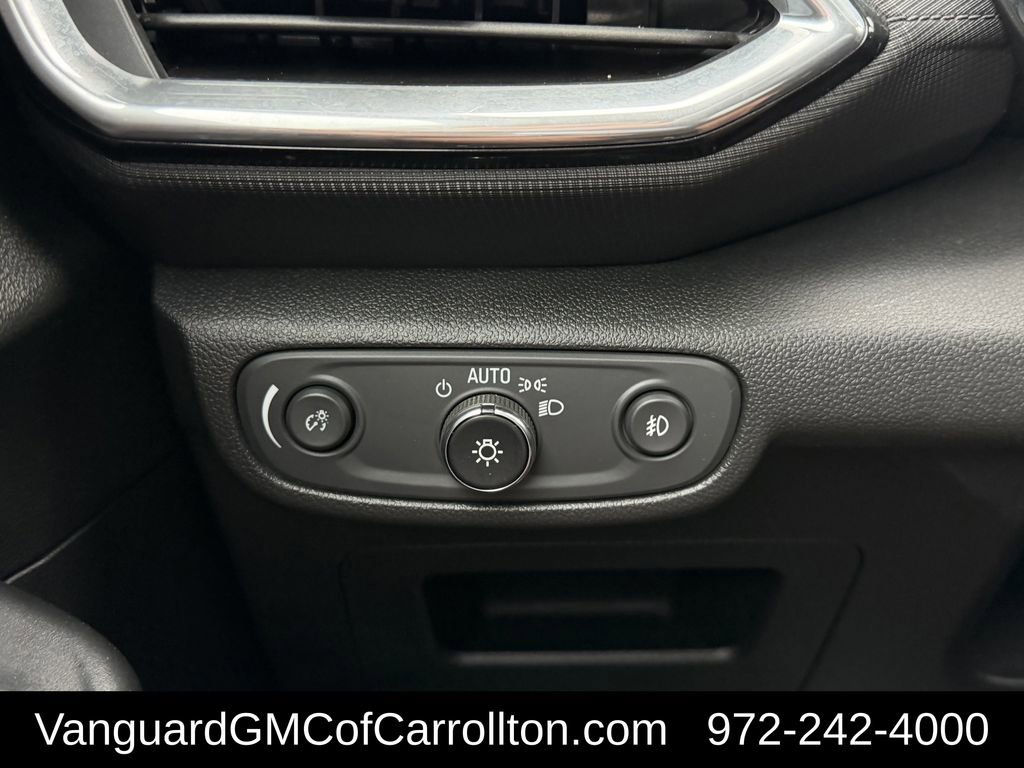 Used 2023 Chevrolet TrailBlazer LT AWD/4WD image 24