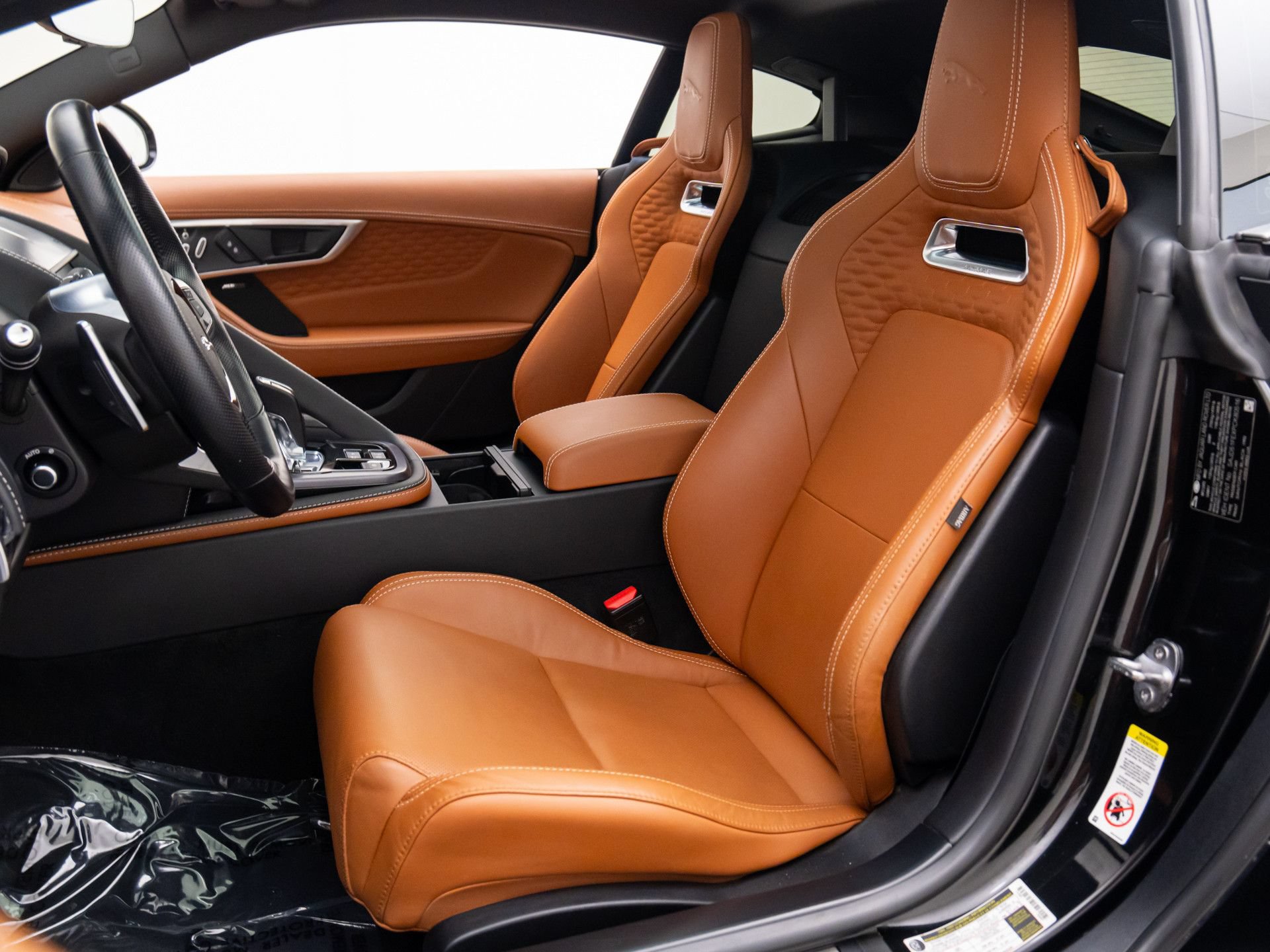 Used 2023 Jaguar F-TYPE R AWD/4WD image 16