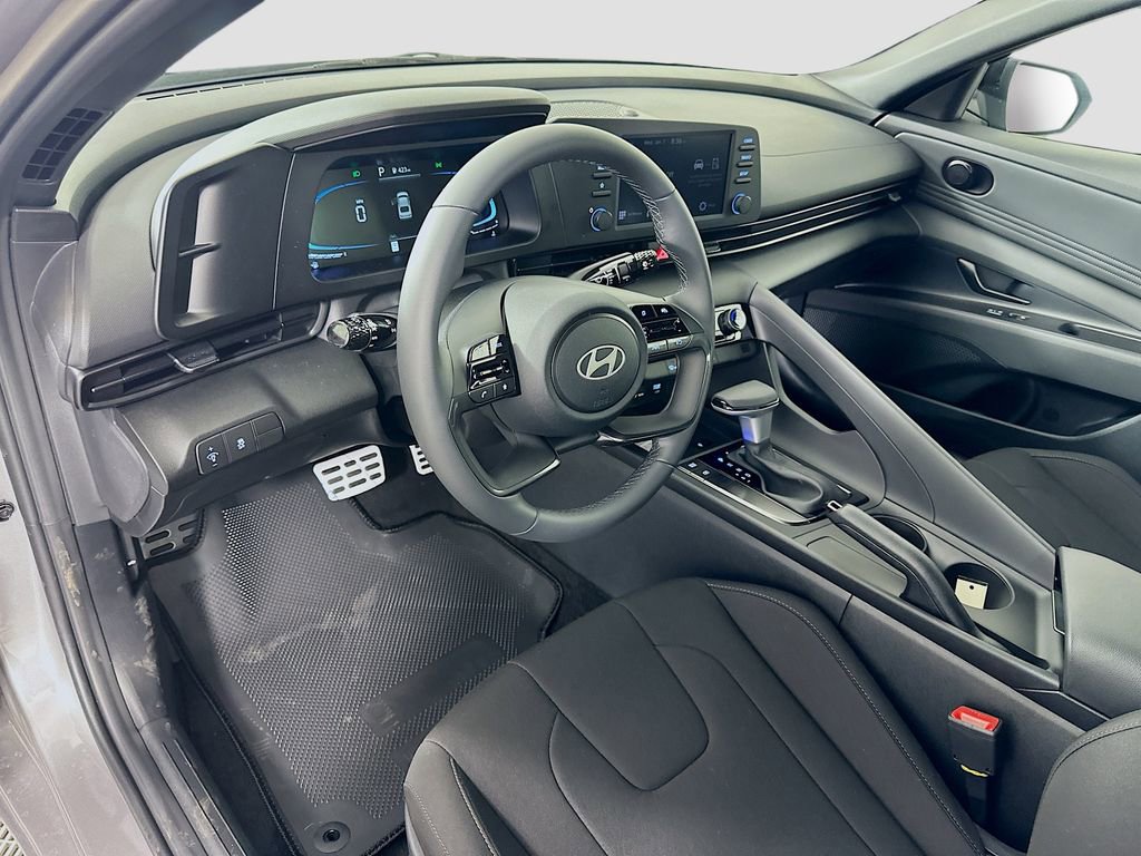 New 2026 Hyundai Elantra Sport w/ Cargo Package image 9