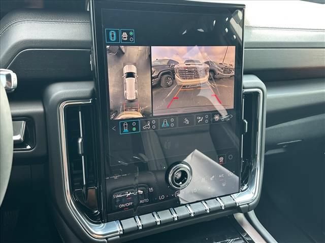 New 2026 GMC Yukon Denali w/ Denali Reserve Package AWD/4WD image 34