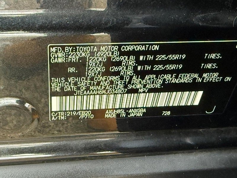 Used 2021 Toyota Venza XLE image 32