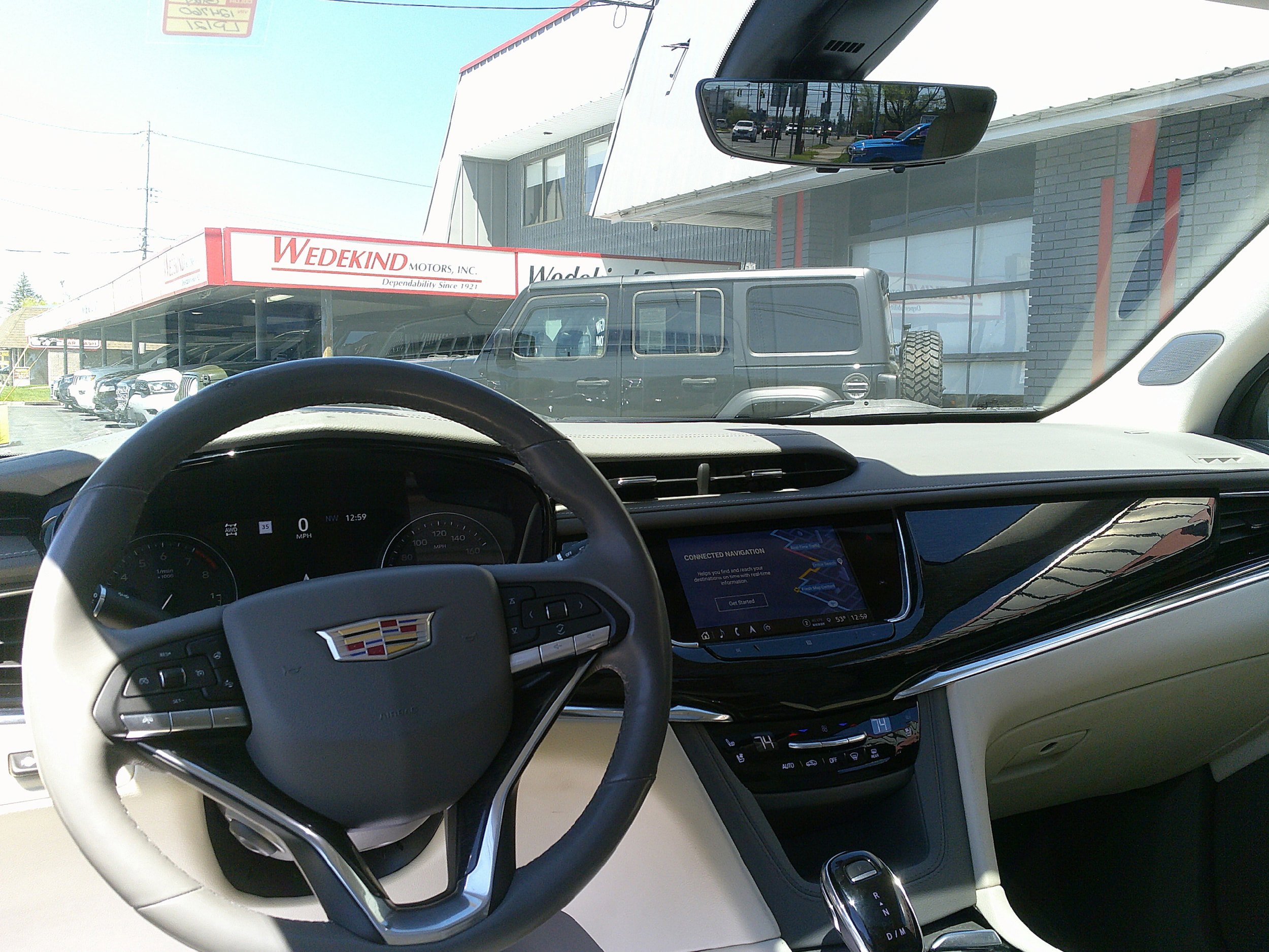 Used 2021 Cadillac XT6 Premium Luxury AWD/4WD image 23