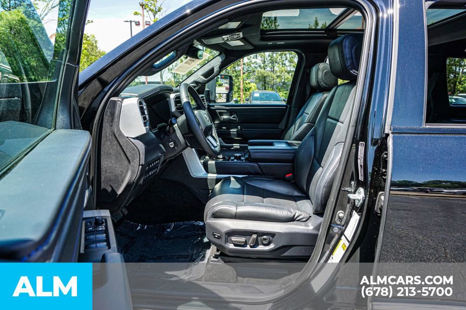 Used 2025 Toyota Sequoia Platinum AWD/4WD image 19