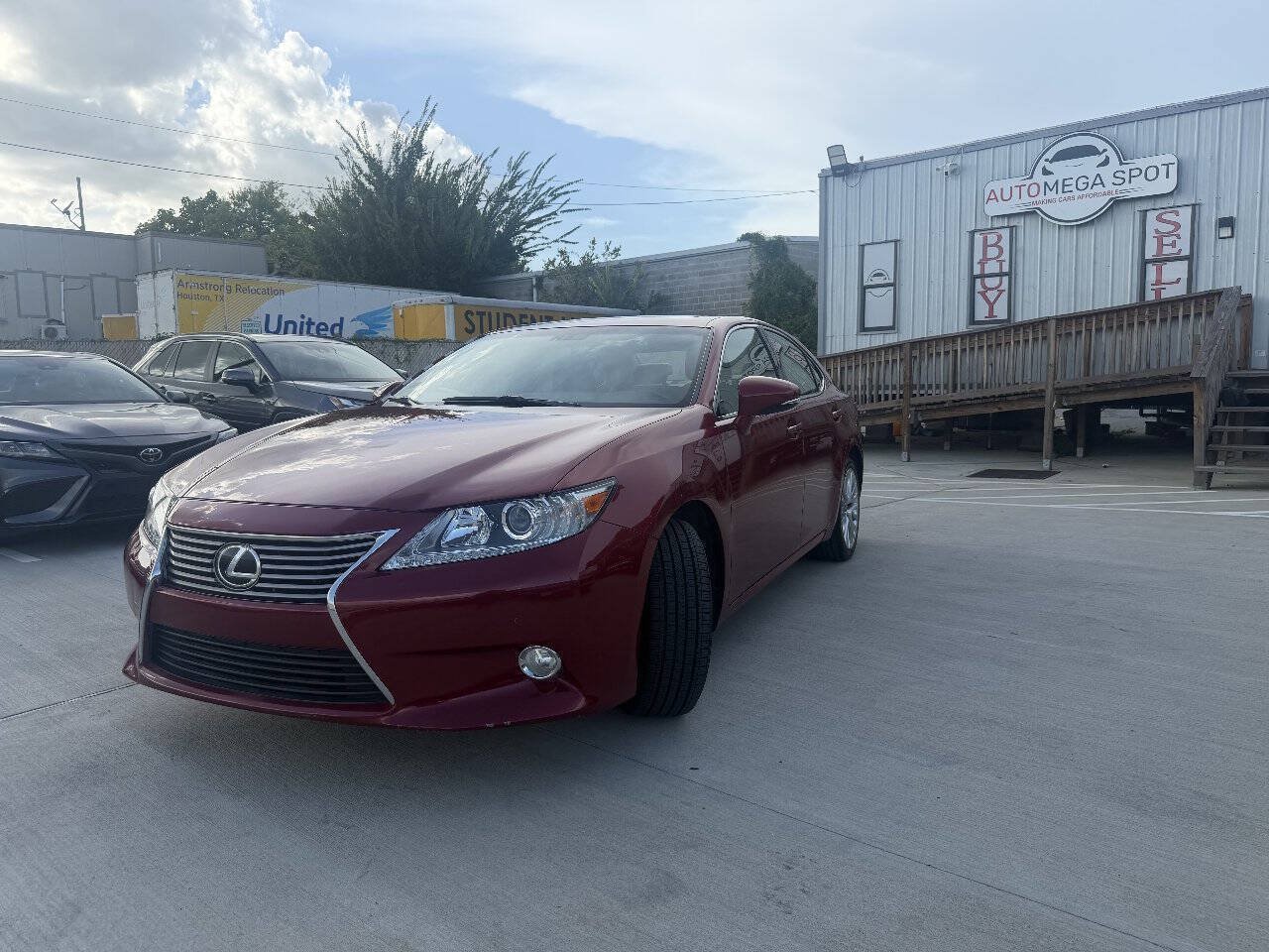 Used 2015 Lexus ES 350 w/ Premium Package FWD image 3