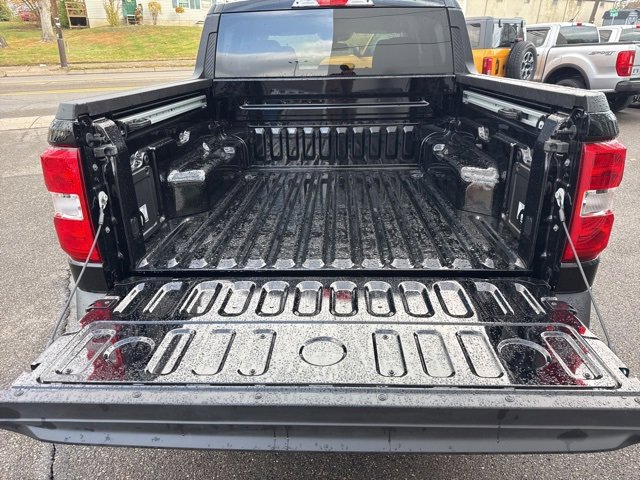 New 2025 Ford Maverick XL w/ 4K Tow Package image 38