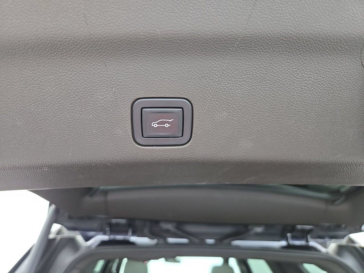 Used 2022 GMC Yukon SLT RWD image 30