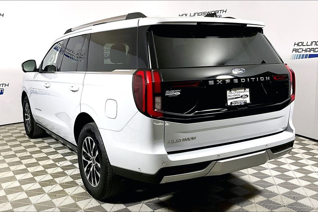 Certified 2025 Ford Expedition Platinum AWD/4WD image 8