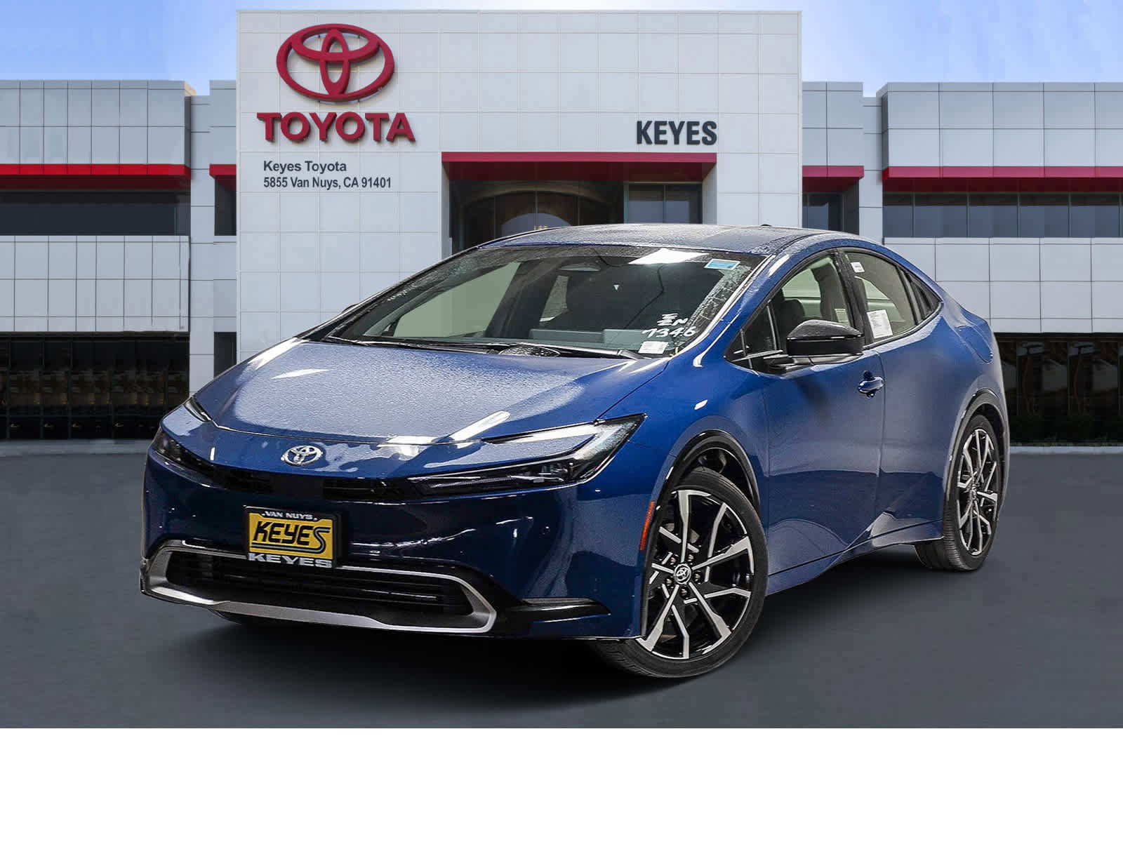 New 2026 Toyota Prius Plug-In Hybrid FWD image 1