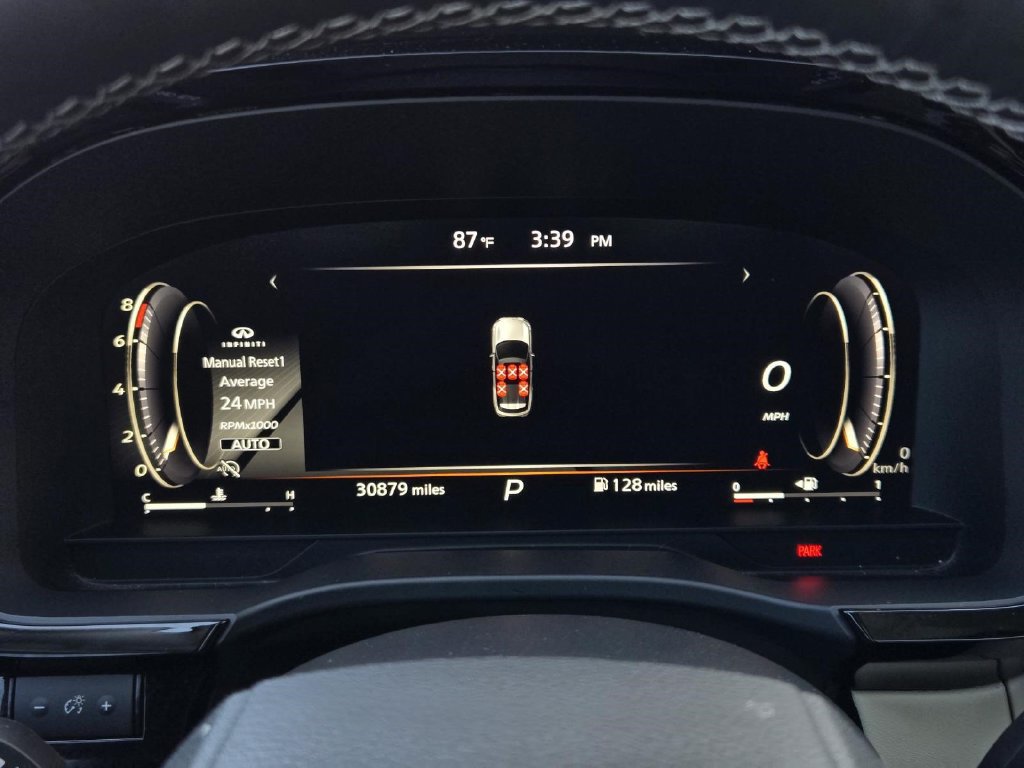 Used 2023 INFINITI QX60 Sensory w/ Vision Package AWD/4WD image 29