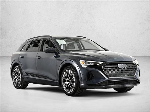 Certified 2024 Audi Q8 e-tron Premium Plus w/ Premium Plus Package image 3