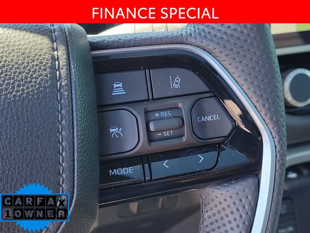 Used 2025 Toyota Sequoia Platinum AWD/4WD image 34