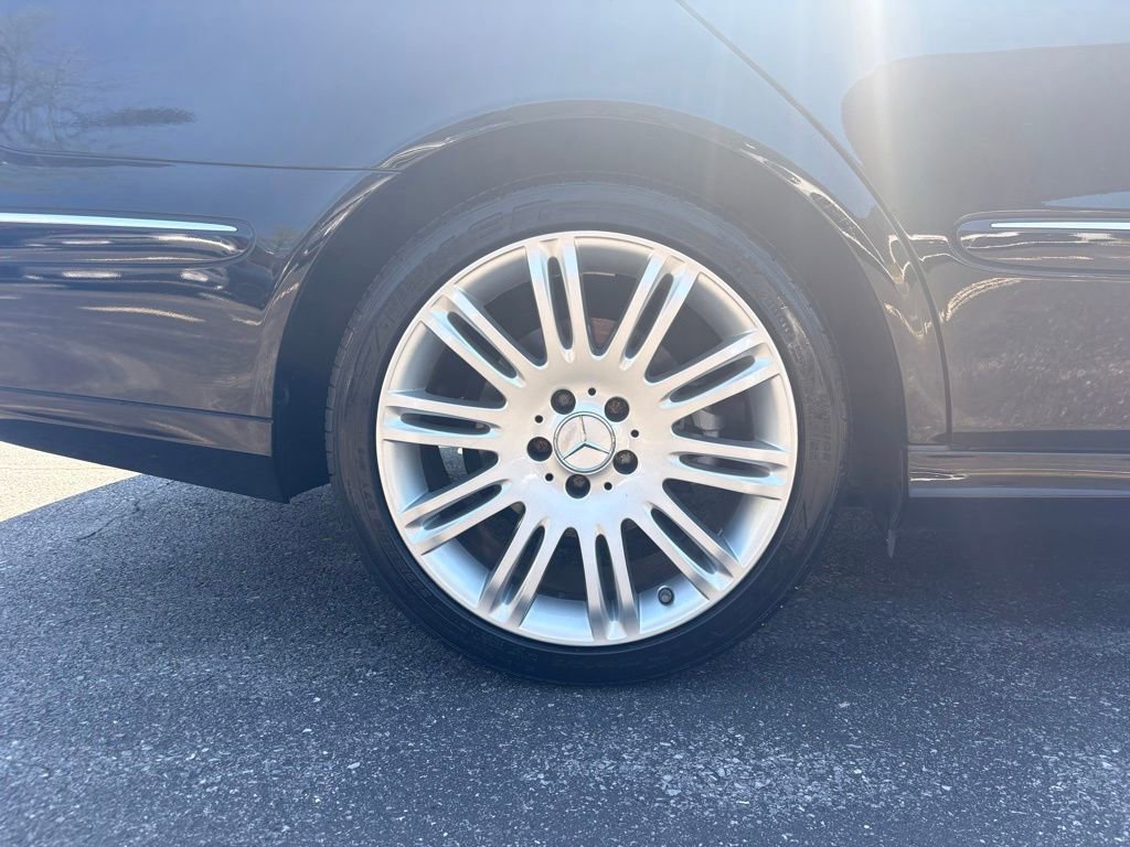 Used 2008 Mercedes-Benz E 550 Sedan image 7