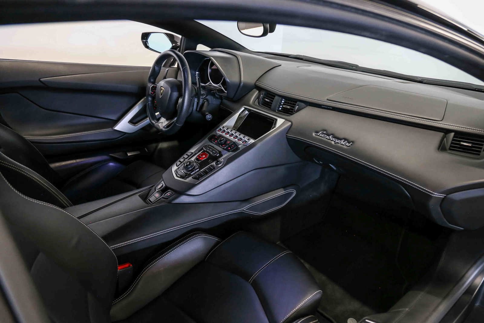 Used 2013 Lamborghini Aventador LP 700-4 AWD/4WD image 37