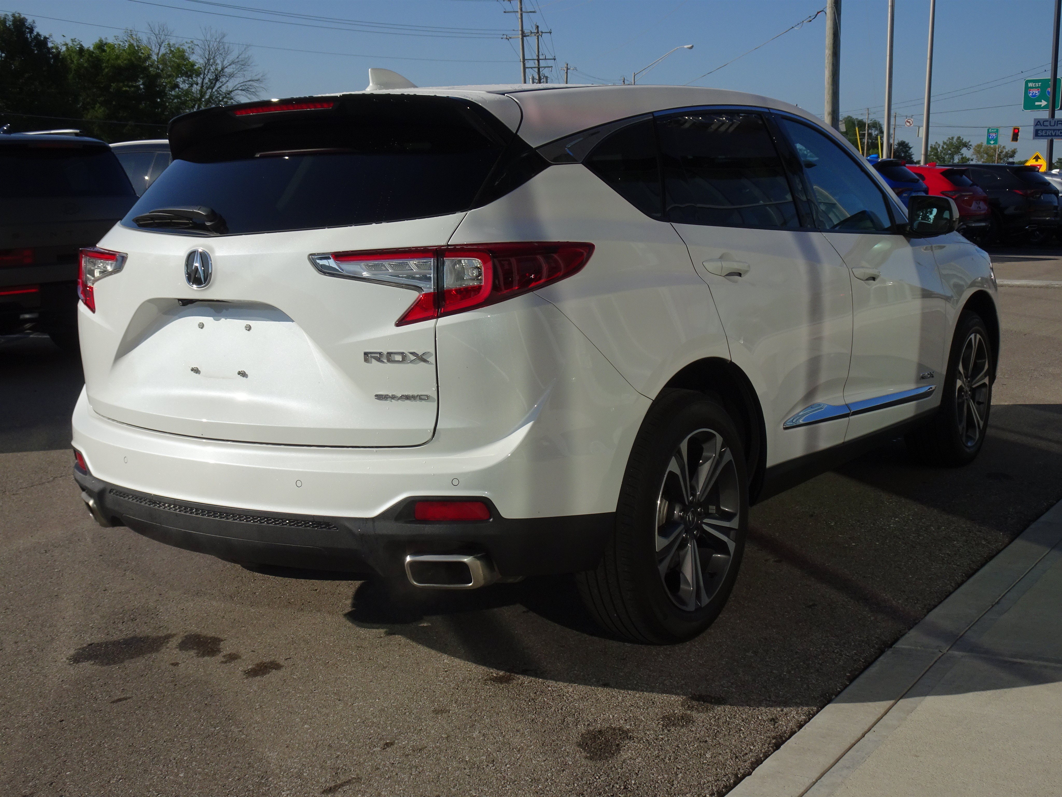Used 2024 Acura RDX w/ Advance Package AWD/4WD image 6