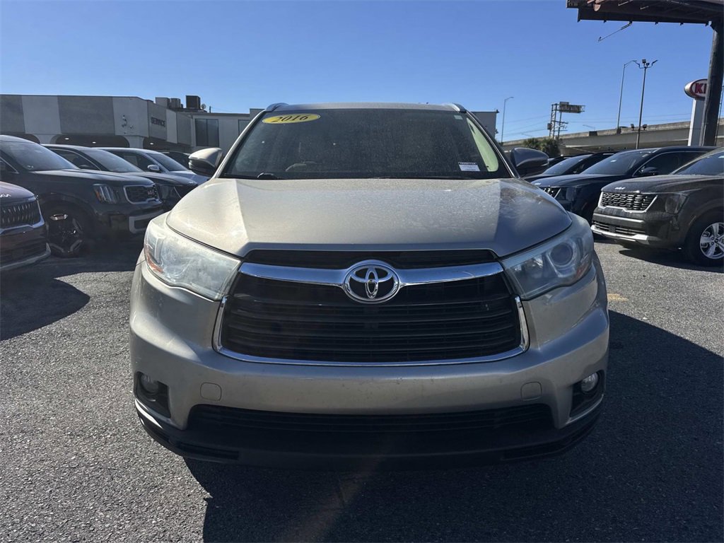 Used 2016 Toyota Highlander XLE image 5